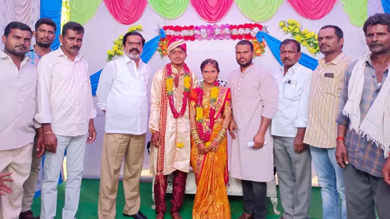 పేదింటి పెండ్లికి వాట్సాప్‌ సాయం