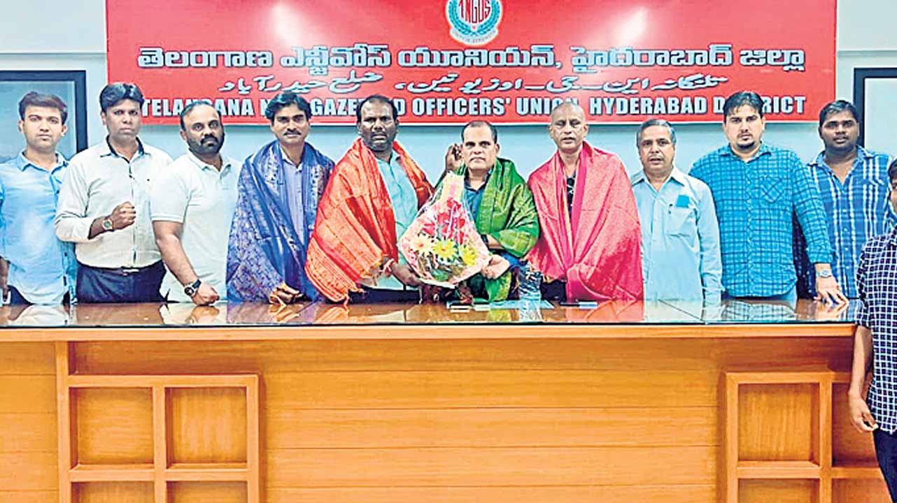 సీఎం కేసీఆర్‌ ఉద్యోగుల పక్షపాతి