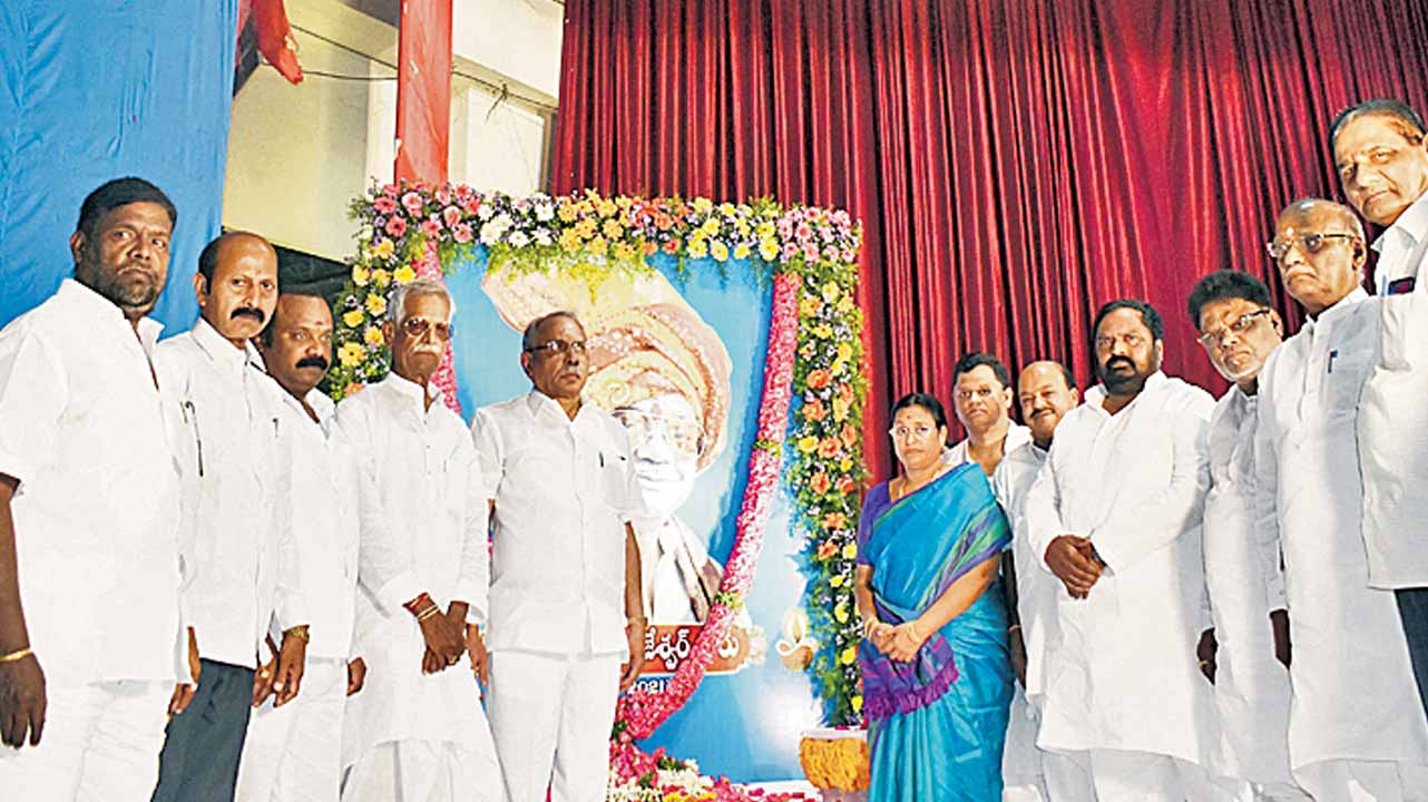 రాజేశ్వర్‌కు .. నివాళి