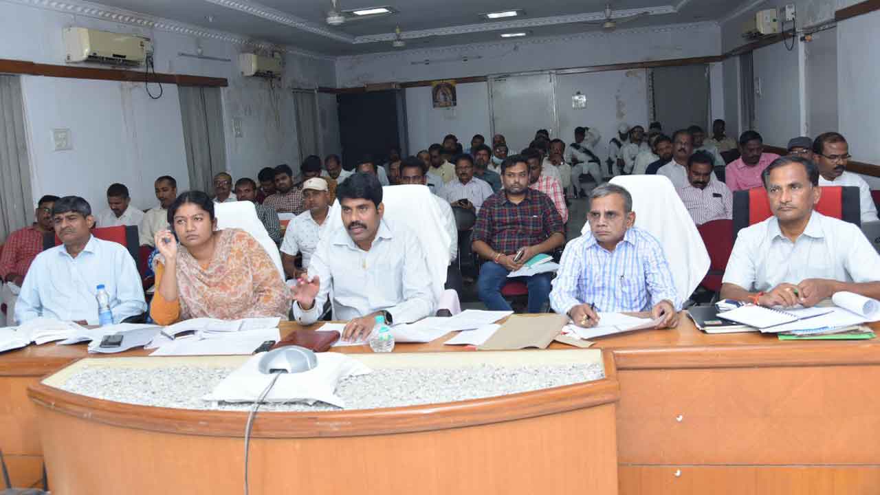 నెలాఖరులోగా ‘మన ఊరు.. మన బడి’ పనులు పూర్తికావాలి