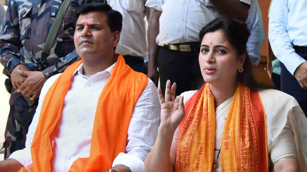 కోర్టు ధిక్కరణకు పాల్పడలేదు : నవనీత్‌ రాణా