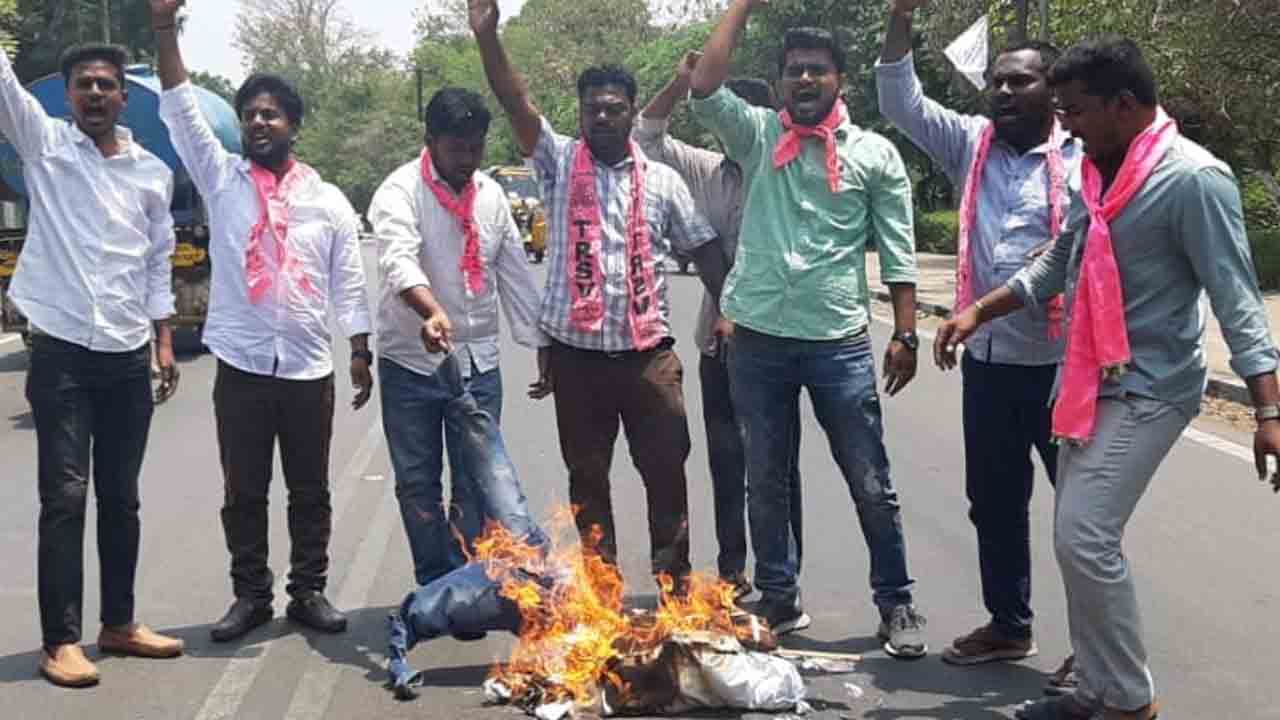 ఓయూలో రాహుల్ అడుగుపెడితే అడ్డుకుంటాం : టీఆర్ఎస్‌వీ