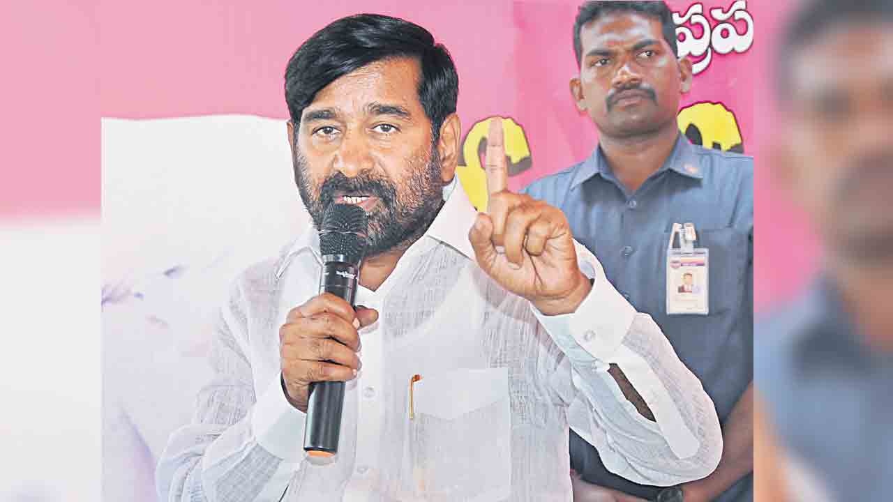 అమిత్‌షాదంతా..అబద్దాల షో..