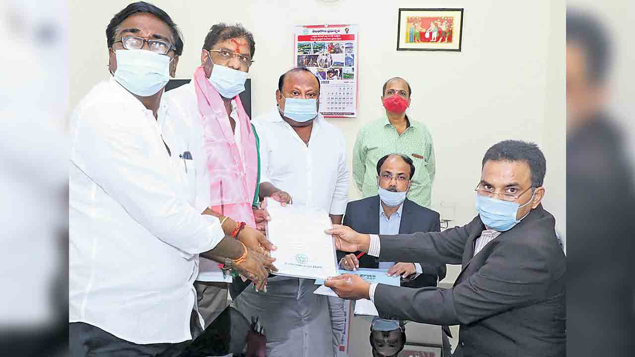 రాజ్యసభకు వద్దిరాజు నామినేషన్‌