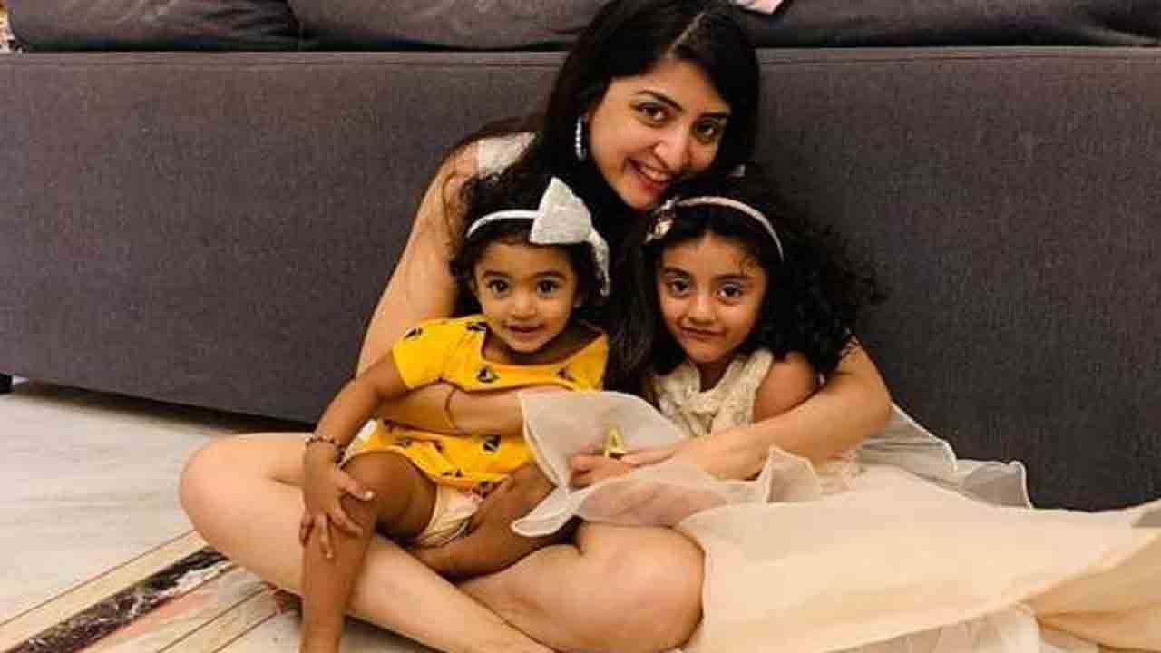 Poonam Kaur | వాళ్లిద్ద‌రు నా పిల్ల‌లు కాదు..ట్రోల్స్ పై పూన‌మ్‌కౌర్ క్లారిటీ