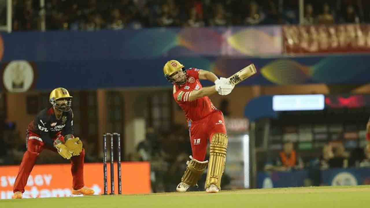 RCB vs PBKS | మూడో వికెట్ కోల్పోయిన పంజాబ్.. బెయిర్‌స్టో అవుట్