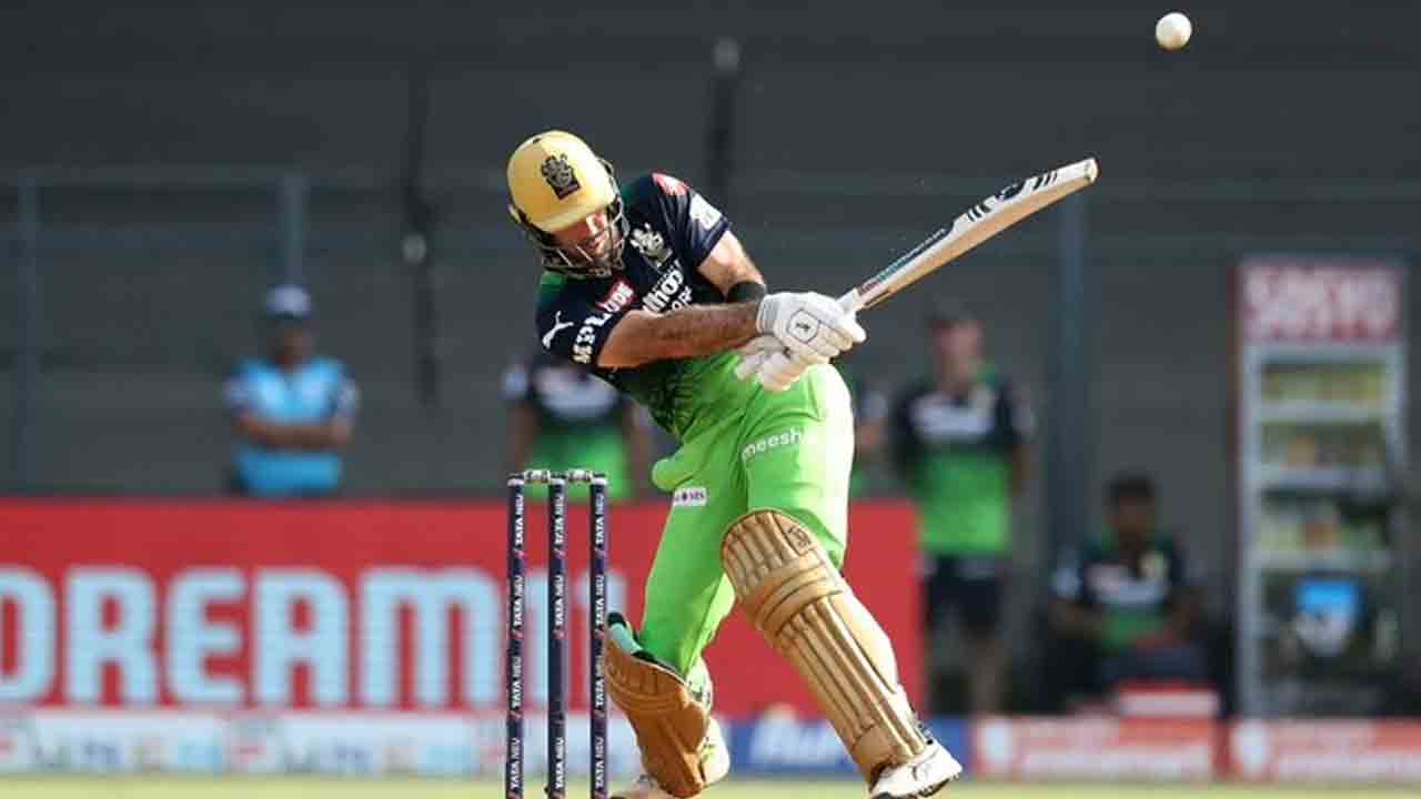 RCB vs SRH | డుప్లెసిస్ కెప్టెన్ ఇన్నింగ్స్.. కార్తీక్ మెరుపులు.. సన్‌రైజర్స్ టార్గెట్ ఎంతంటే?