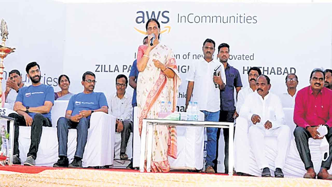 విద్యాభివృద్ధికి సర్కార్ కృషి