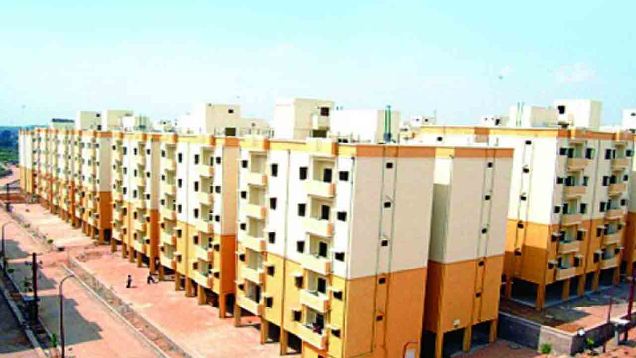 రాజీవ్‌ స్వగృహ ప్లాట్ల‌ వేలా‌నికి నేడు నోటి‌ఫి‌కే‌షన్‌