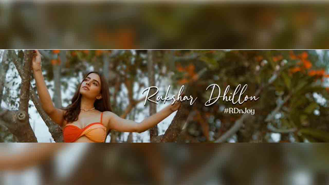 Rukshar Dhillon | నిత్య‌మీన‌న్ బాట‌లో రుక్సార్ థిల్లాన్‌..యూట్యూబ్ ఛాన‌ల్ లాంఛ్‌