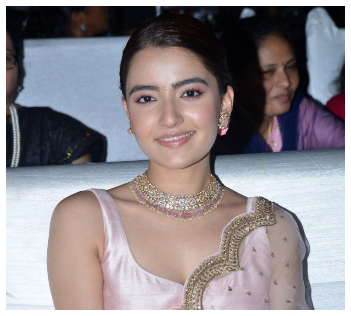 Rukshar Dhillon | అశోకవనంలో అర్జున కళ్యాణం మూవీ ప్రీ రిలీజ్ ఈవెంట్‌లో రుక్సార్ ధిల్లాన్..