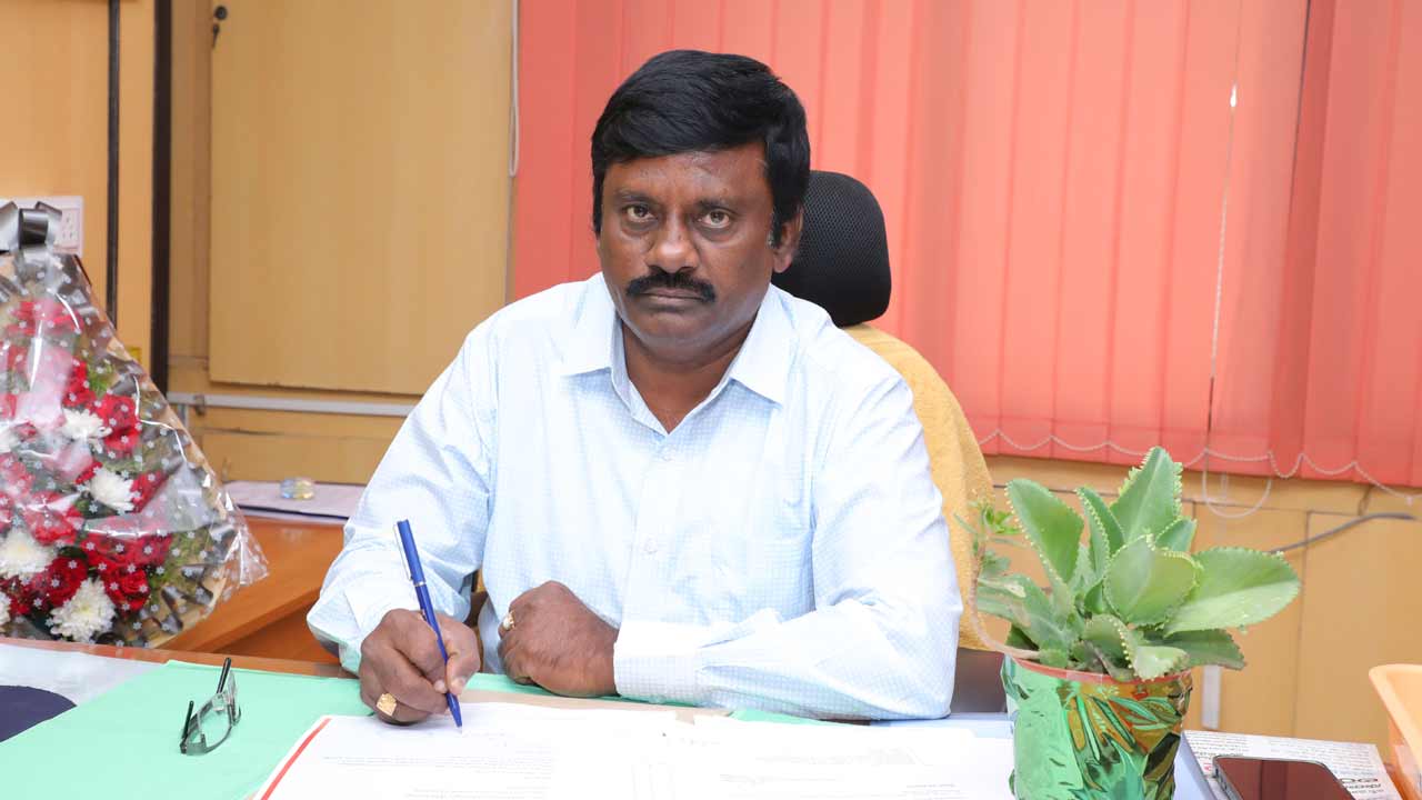 సింగరేణి జీఎంగా సురేశ్‌ బాధ్యతల స్వీకరణ