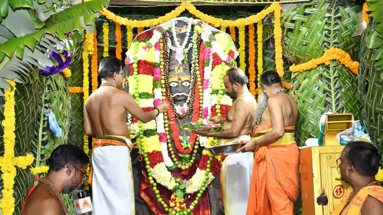 Srisailam Temple | శ్రీశైలంలో అమావాస్య ప్రత్యేక పూజలు