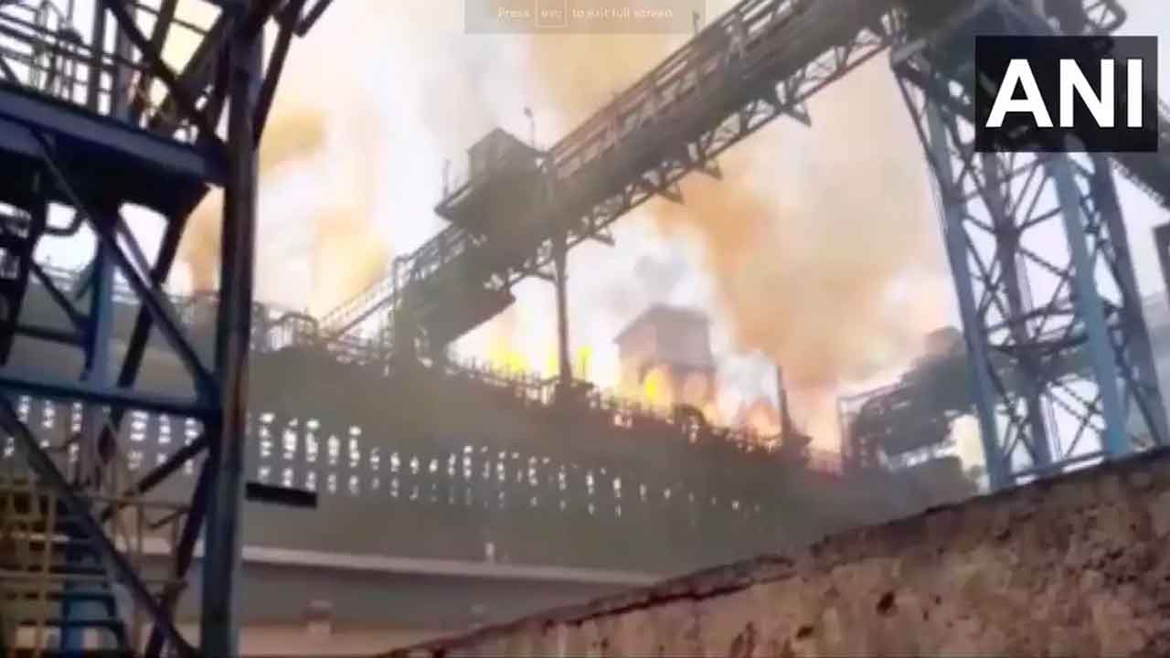Blast @ Tata Steel | జంషెడ్‌పూర్ టాటా స్టీల్ ప్లాంట్‌లో బ్లాస్ట్‌.. ముగ్గురికి గాయాలు!