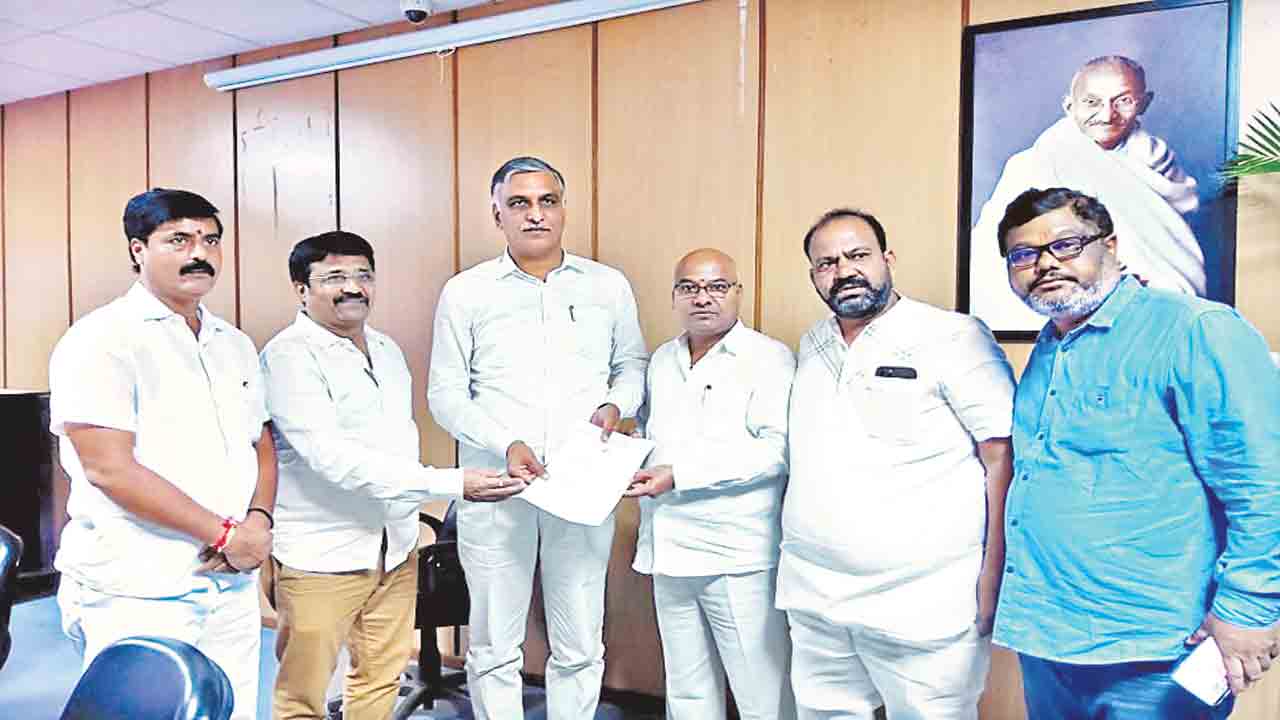 ఈహెచ్‌ఎస్‌కు మూలవేతనం నుంచి 2%