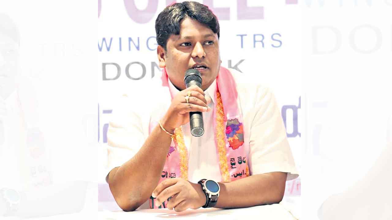 రాహుల్‌కు ఓయూ అప్పుడు గుర్తురాలేదా?