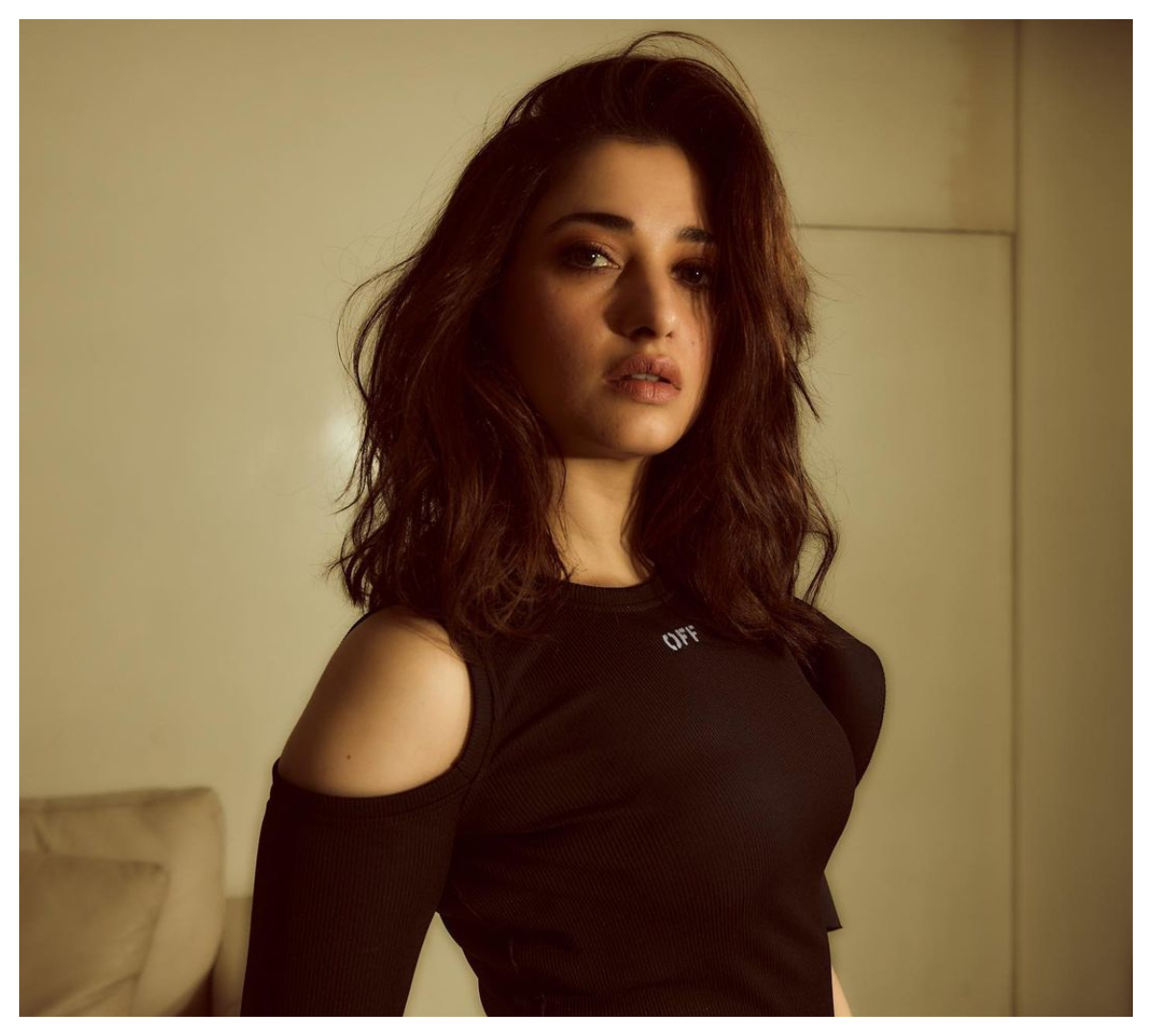 Tamannaah Bhatia | బ్లాక్ క‌ల‌ర్ డ్రెస్‌లో మ‌త్తెక్కిస్తున్న తమన్నా భాటియా..