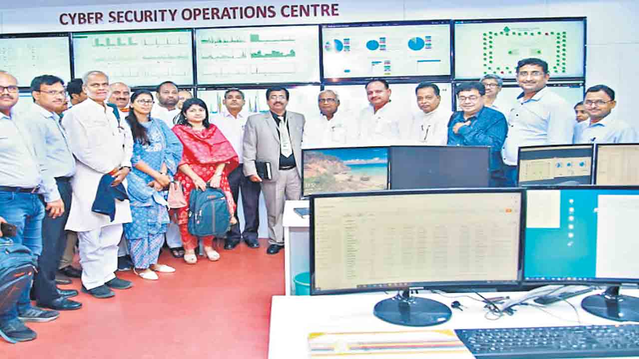 టెస్కాబ్‌ను సందర్శించిన యూపీ బృందం