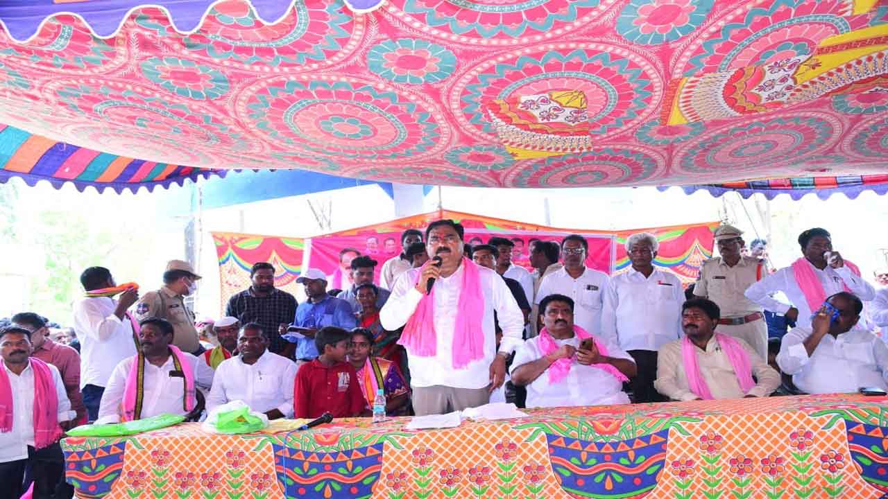 దళితబంధు ప్రపంచానికే ఆదర్శం