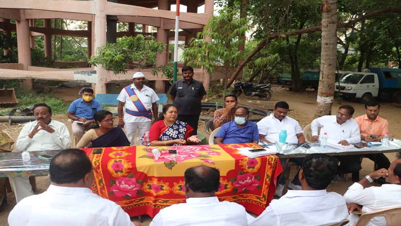 వారం రోజుల్లో తాగునీటి సమస్యలు పరిష్కరించాలి