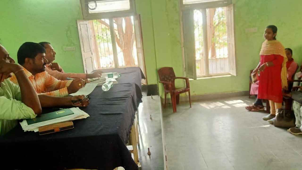 పల్లె ప్రగతి పనుల్లో అలసత్వం వద్దు