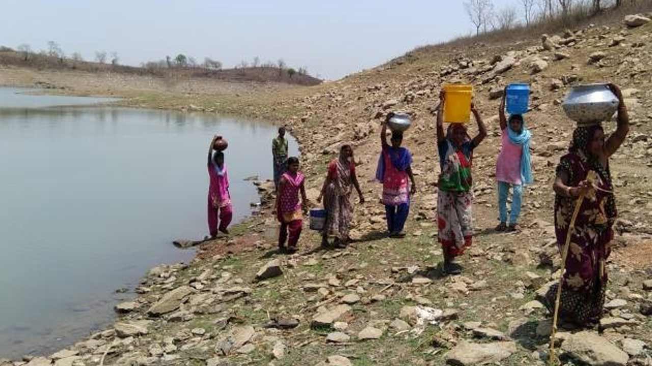 దూప దూప..బీజేపీ పాలిత రాష్ట్రంలో తాగునీటికి కటకట