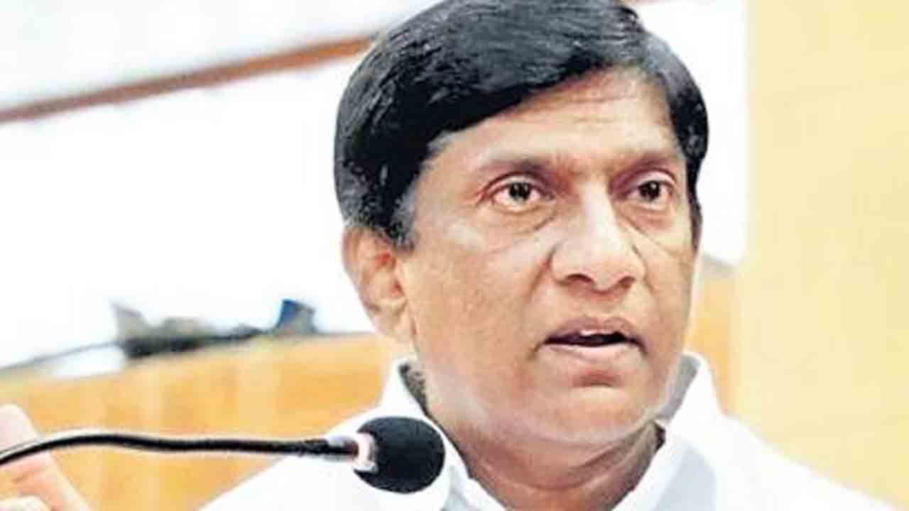 పారిశ్రామిక ట్రిబ్యునల్ కం లేబర్ కోర్టును తక్షణమే విభజించండి: బోయిన‌ప‌ల్లి వినోద్‌కుమార్‌