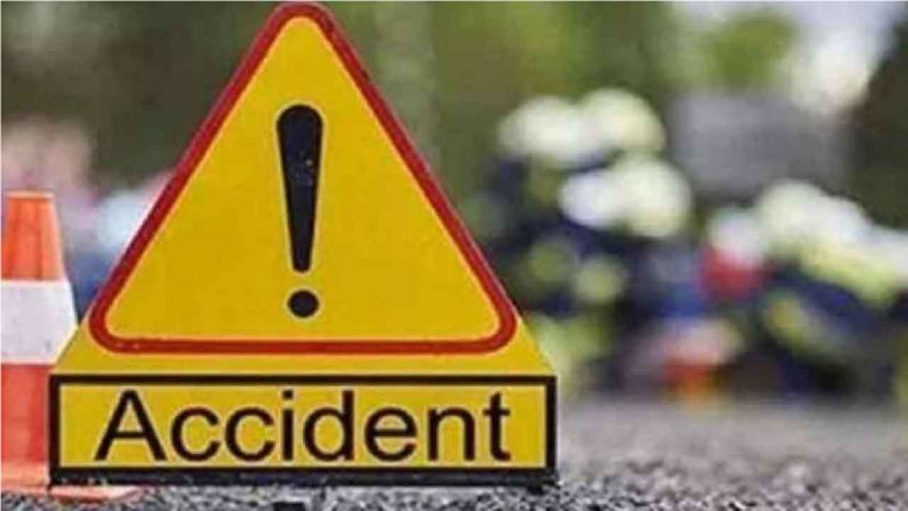 Road Accident | సాగర్‌ రహదారిపై ప్రమాదం.. తండ్రీ కొడుకుల దుర్మరణం