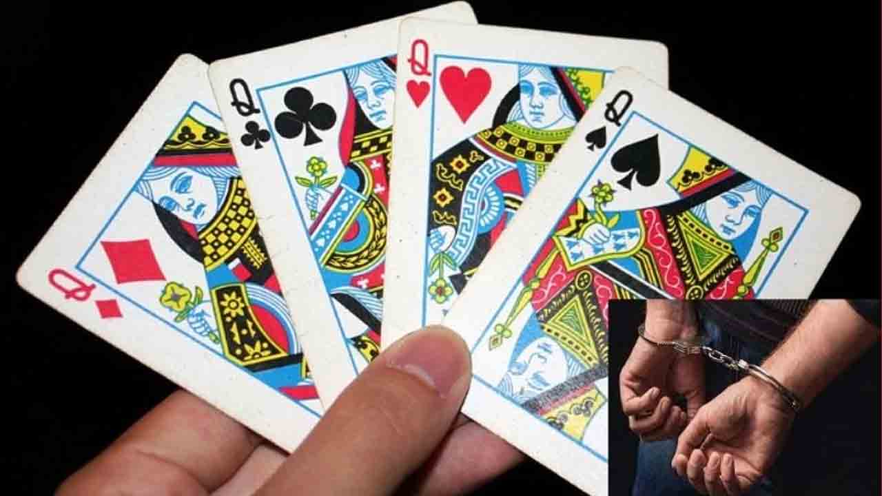 బంజారాహిల్స్‌లో పేకాట స్థావరాలపై దాడులు.. 17 మంది అరెస్ట్‌