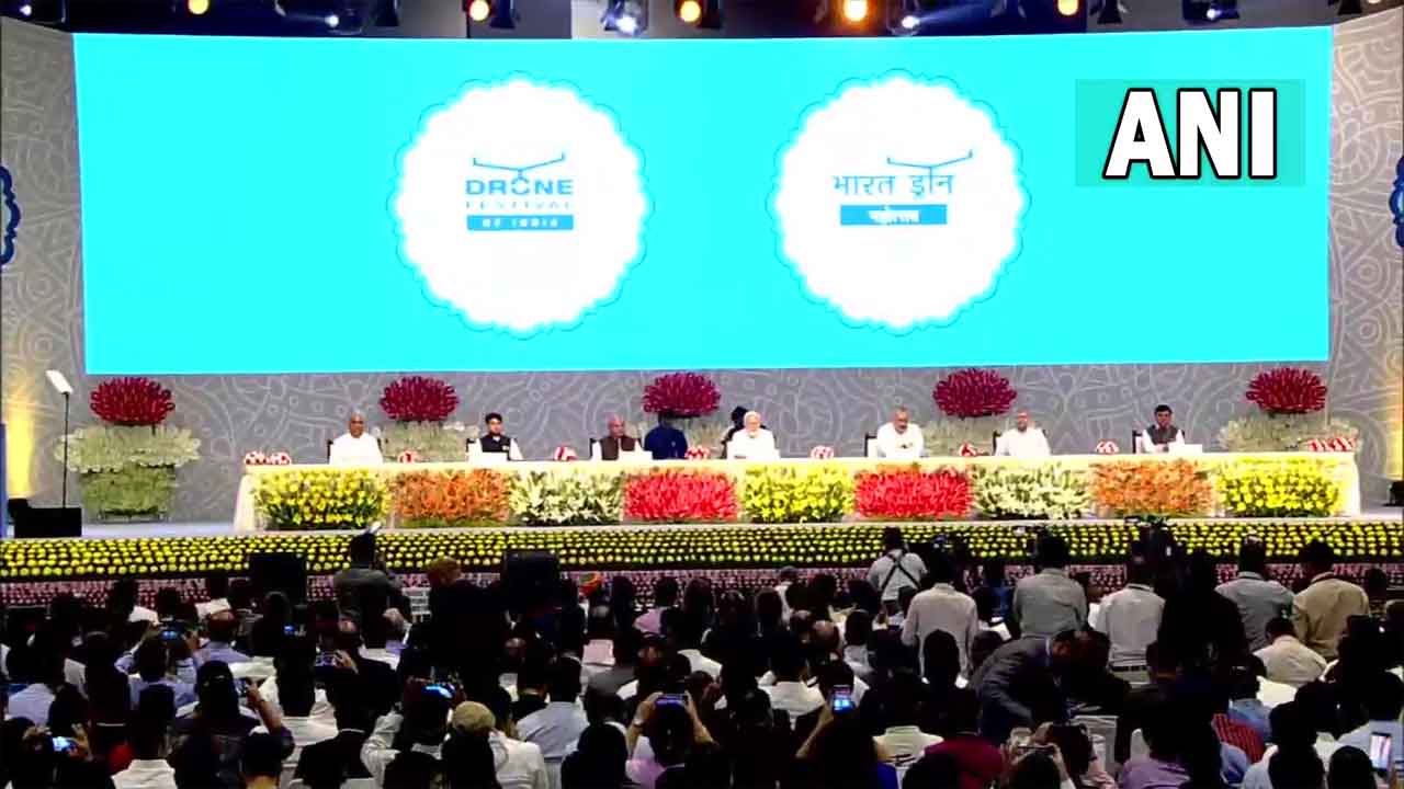 ఢిల్లీలో ప్రారంభ‌మైన డ్రోన్ మ‌హోత్స‌వ్‌