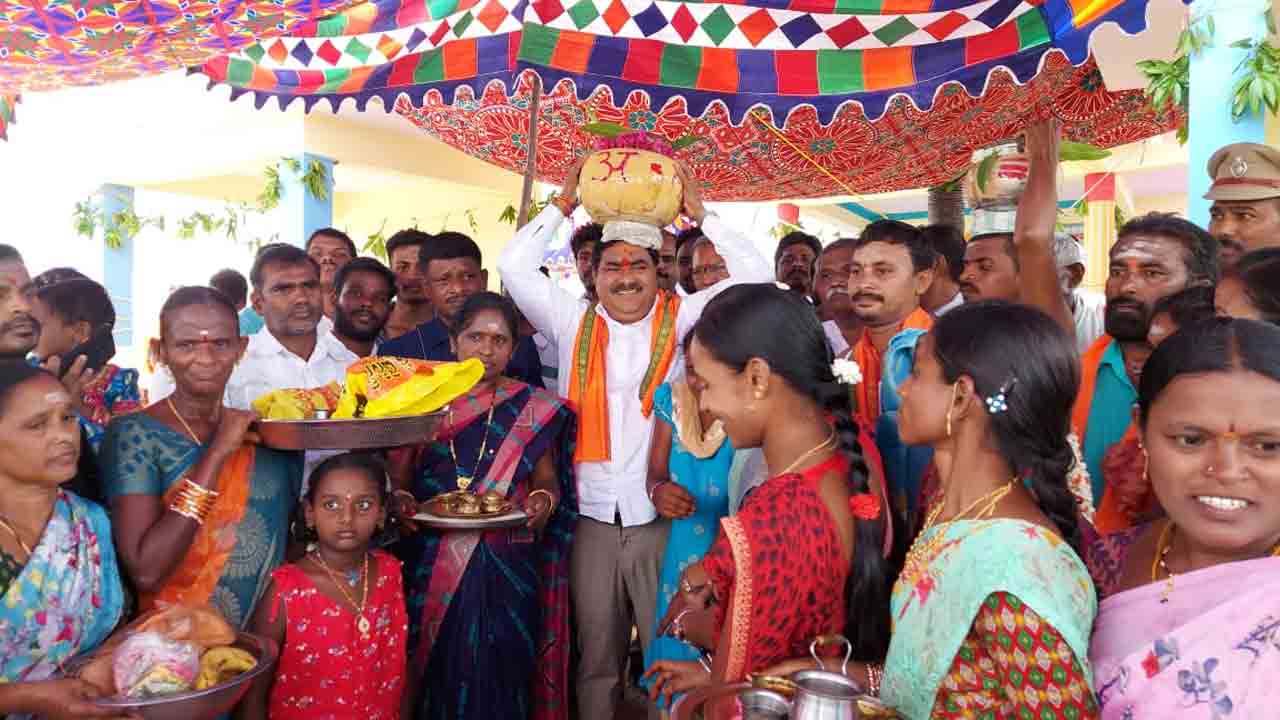 Janagama | కాటమయ్యకు బోనమెత్తిన మంత్రి ఎర్రబెల్లి.. వీడియో