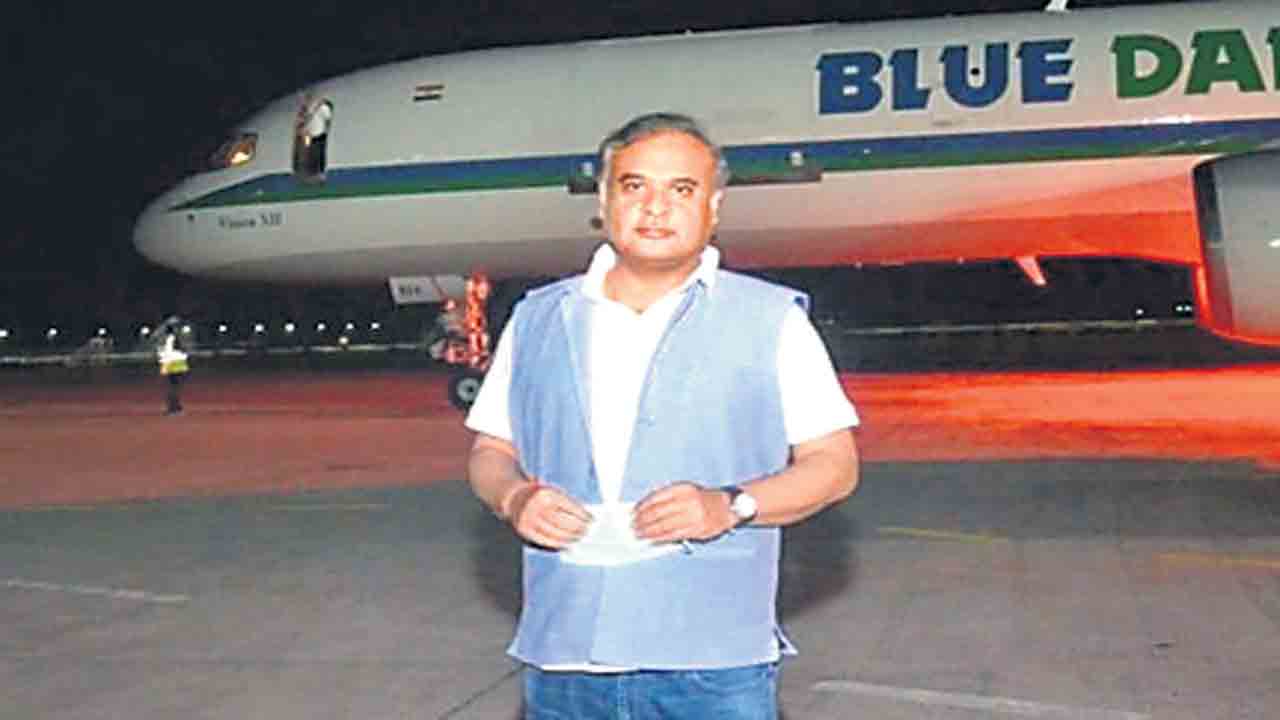 అబద్ధాల హిమంత