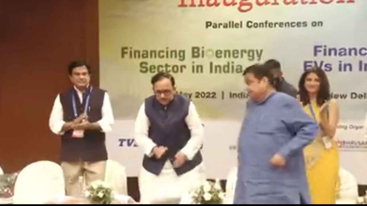 ఆ కార్ల‌ను ఇక్క‌డే త‌యారీ చేస్తే టెస్లాకే బెనిఫిట్‌