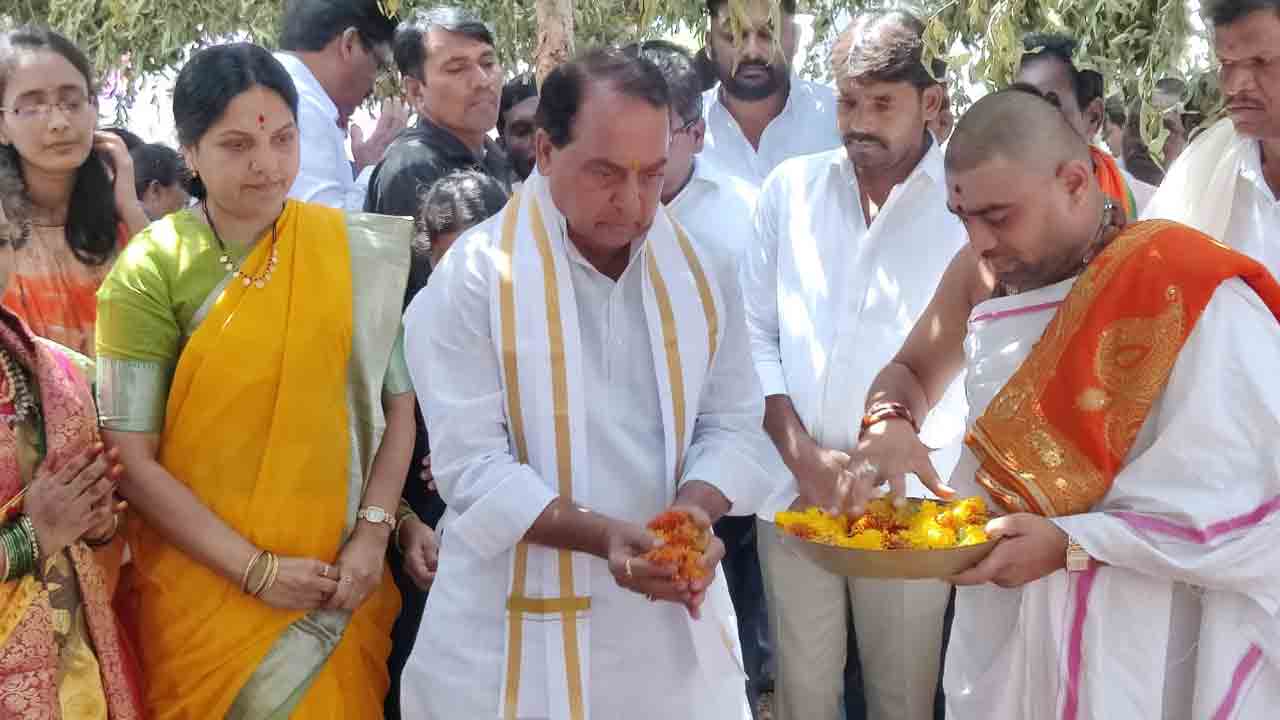 తెలంగాణ రాష్ట్రంలోనే ఆలయాల అభివృద్ధి : మంత్రి ఇంద్రకరణ్‌ రెడ్డి