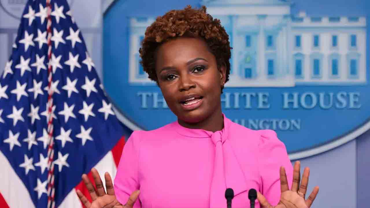 వైట్‌హౌస్‌ ప్రెస్‌ సెక్రటరీగా నల్లజాతి మహిళ