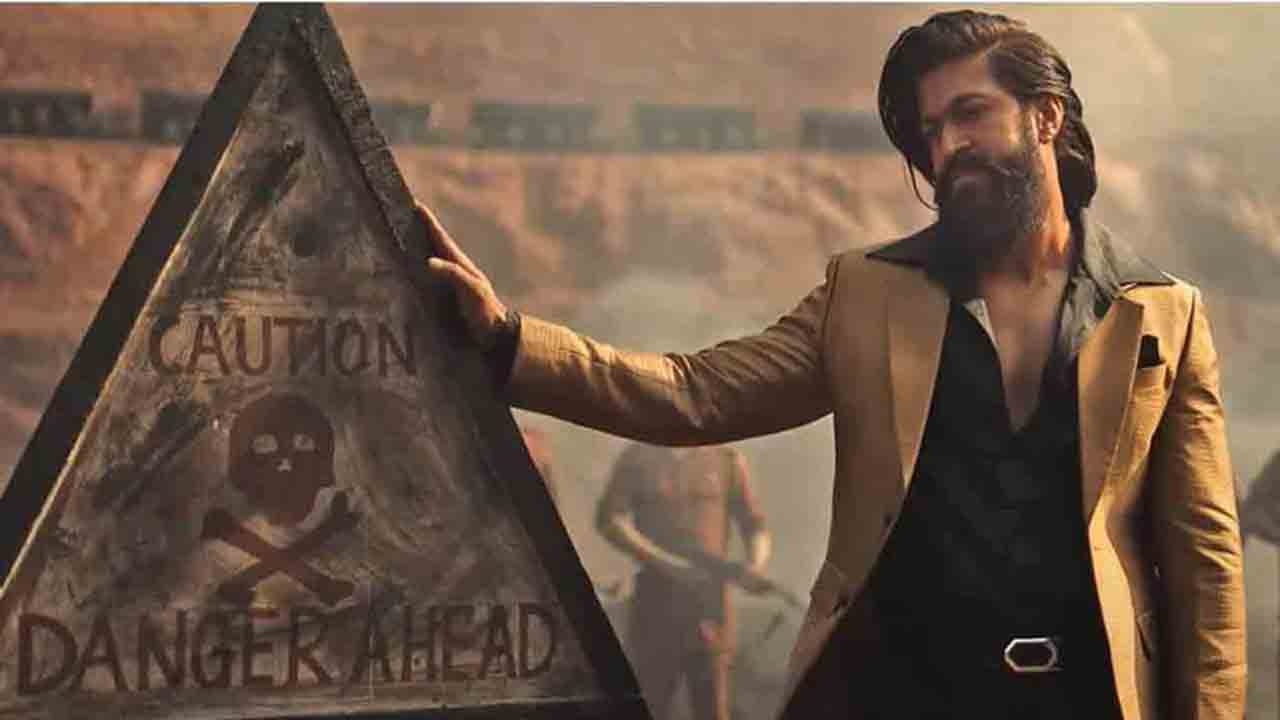 KGF Chapter-2 | బాక్సాఫీస్ ద‌గ్గ‌ర ‘కేజీఎఫ్-2’ రికార్డుల మోత‌.. బాలీవుడ్‌లో మ‌రో అరుదైన రికార్డు?