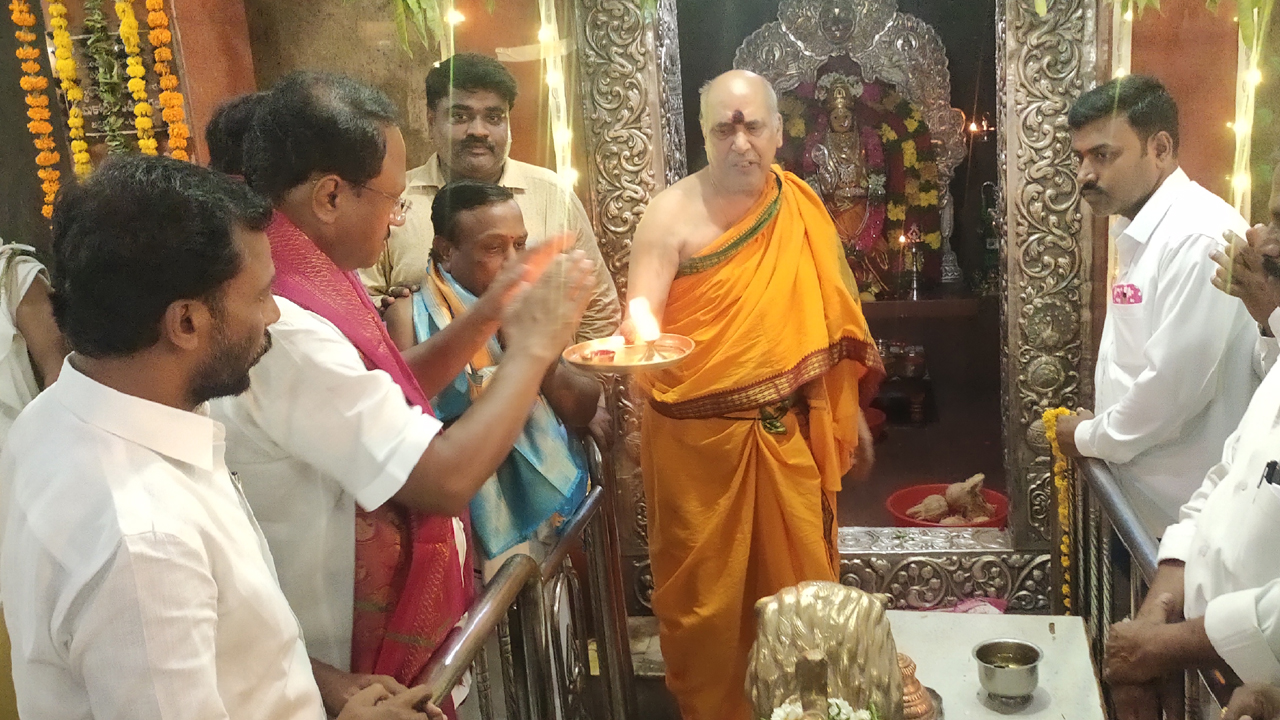 వైభవంగా వాసవీమాత జయంతి