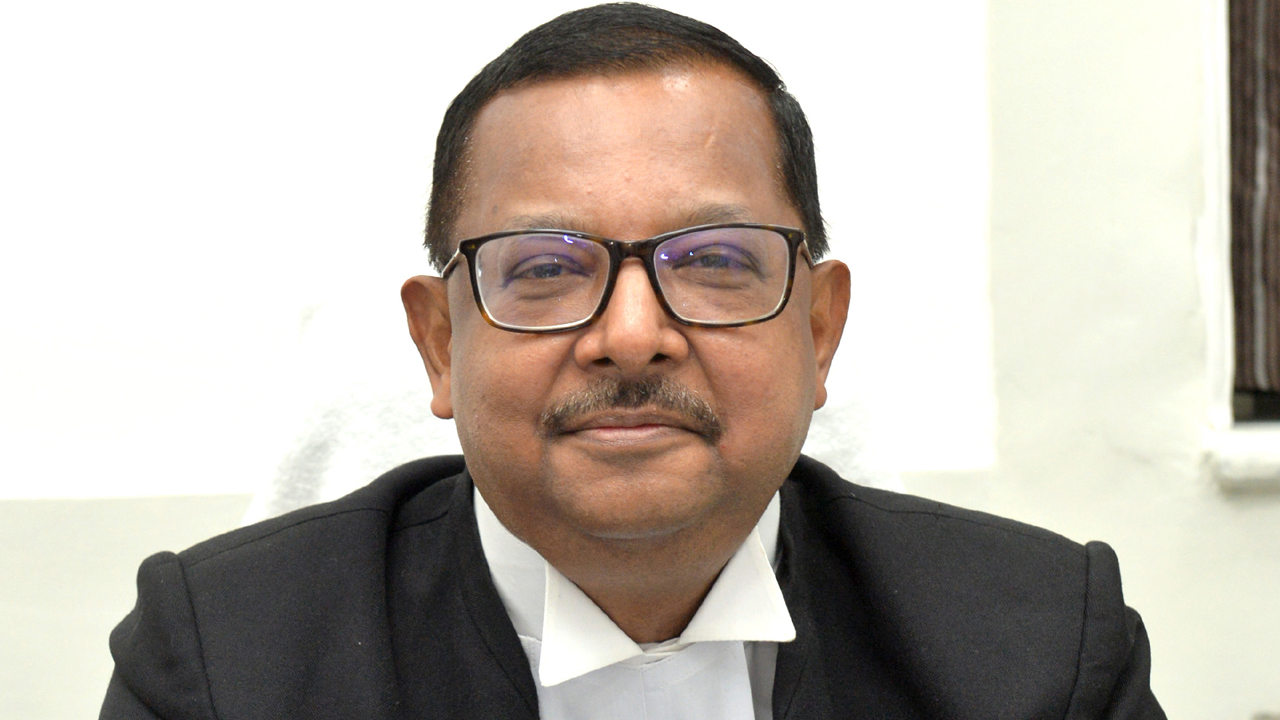 కొత్త జిల్లాల్లో కోర్టులు