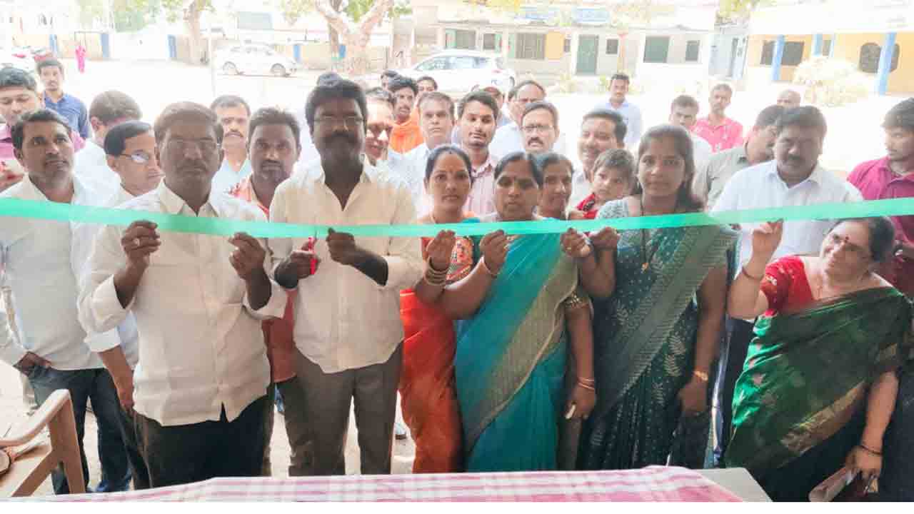 నాణ్యమైన విద్యను అందించేందుకే మన ఊరు- మన బడి : ఎమ్మెల్యే రసమయి