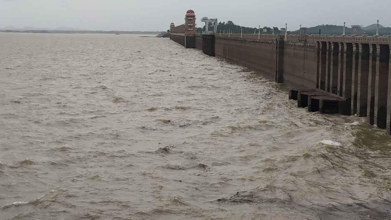 నావలి రిజర్వాయర్‌ విస్తరణకు ఒప్పుకోం