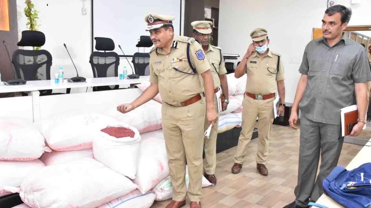 నకిలీ విత్తనాల ముఠా గుట్టురట్టు