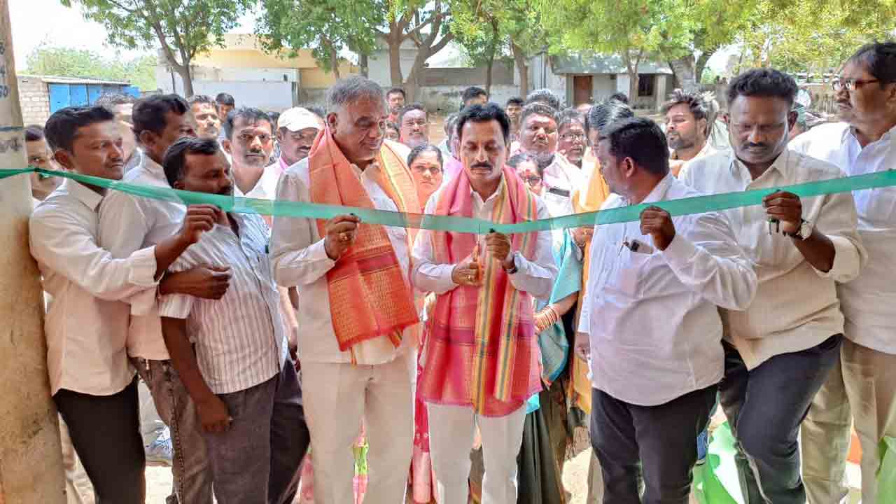 మన ఊరు -మన బడితో ప్రభుత్వ బడులకు మహర్దశ : ఎమ్మెల్యే రవీంద్ర నాయక్‌