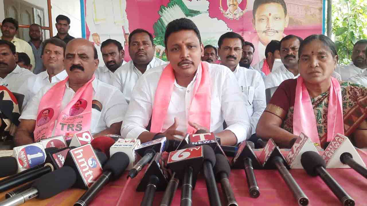 మంత్రి కేటీఆర్ సభను విజయవంతం చేయాలి : ఎమ్మెల్యే భగత్‌