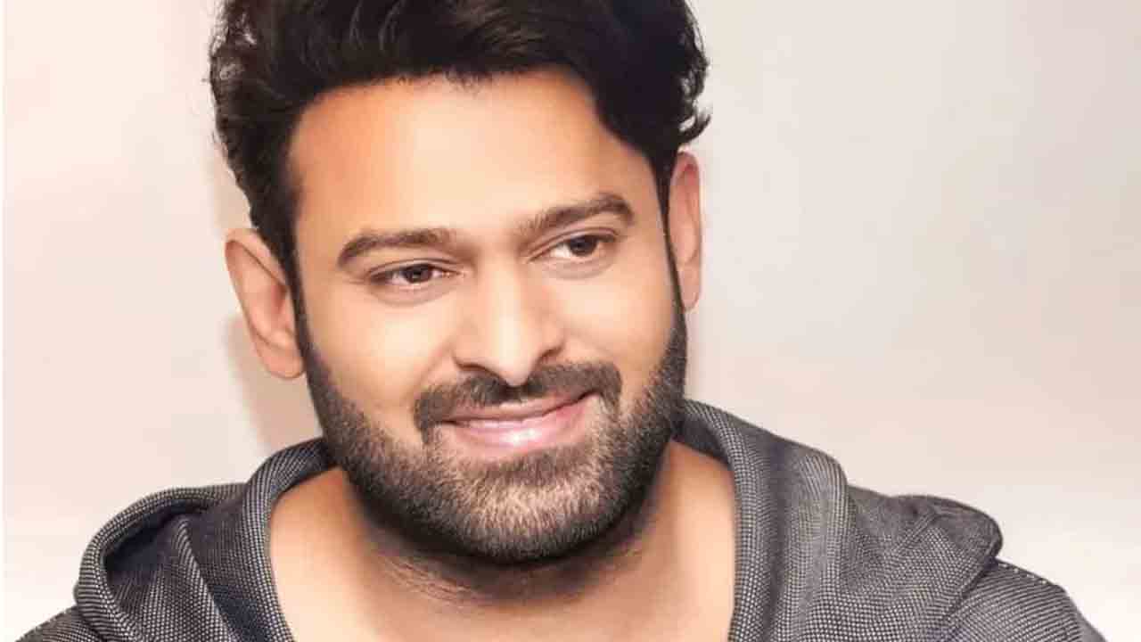 Prabhas | షూటింగ్‌లో జాయిన్ అయిన ప్ర‌భాస్‌.. ఏక‌కాలంలో రెండు సినిమాల షూటింగ్స్!