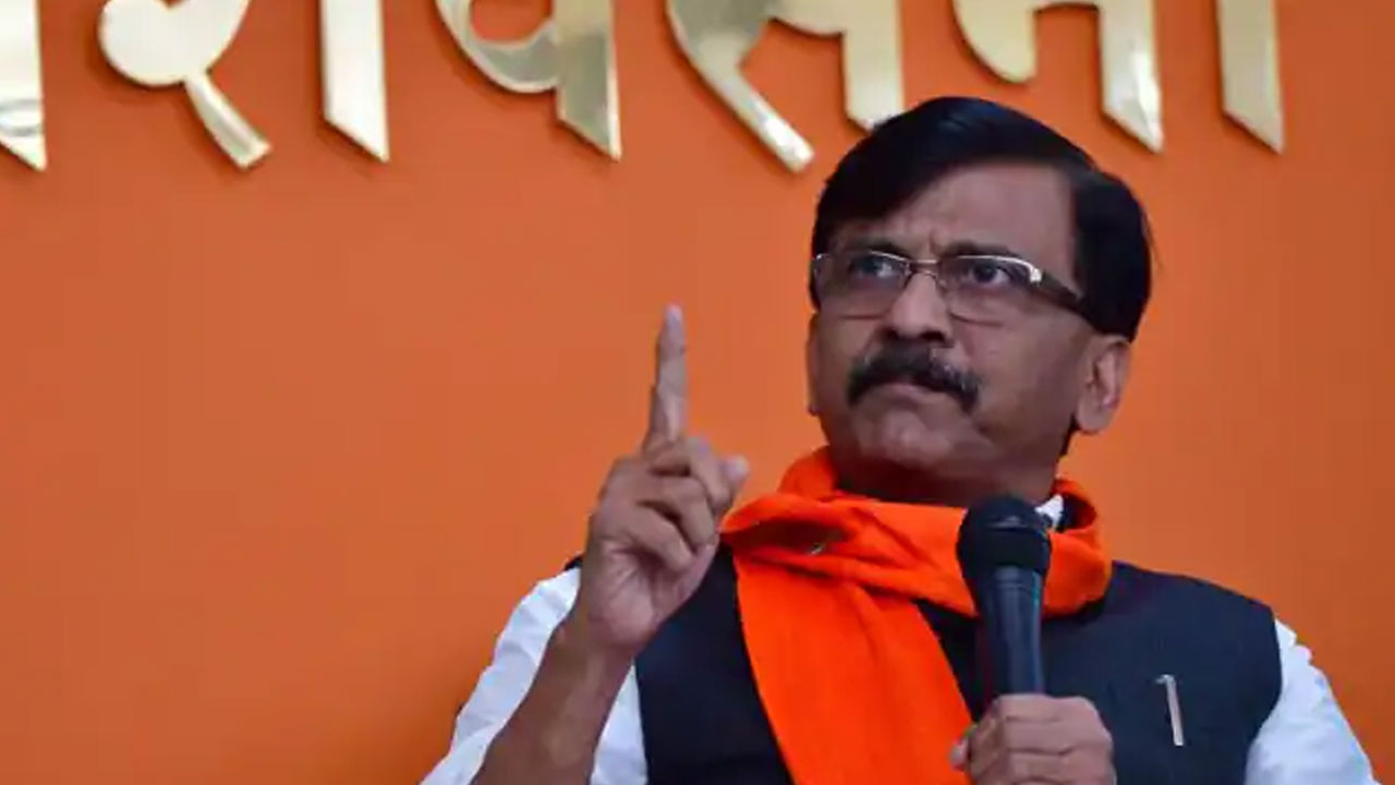 క‌శ్మీరీ పండిట్‌ల‌కు కేంద్రం ఏం చేసింది?  రౌత్ ప్ర‌శ్న‌