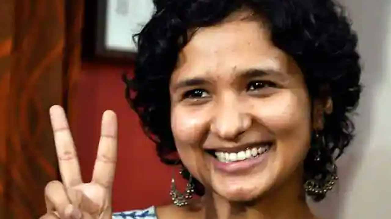 సివిల్స్ టాప‌ర్ శృతిశ‌ర్మ స‌క్సెస్ సీక్రెట్ ఇదే!!