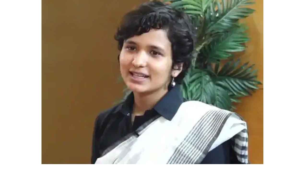 UPSC Civils | సివిల్స్‌లో టాప్ ముగ్గురూ అమ్మాయిలే..