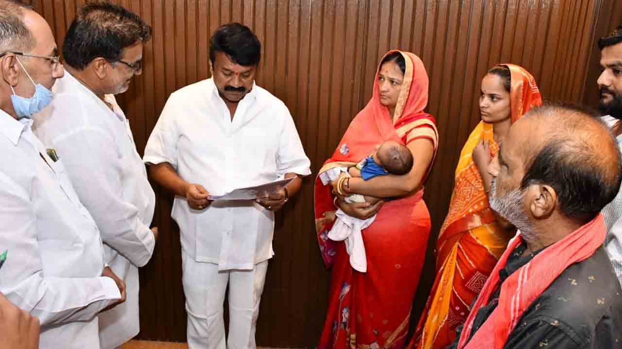 నిందితులపై కఠిన చర్యలు తీసుకుంటాం : మంత్రి తలసాని