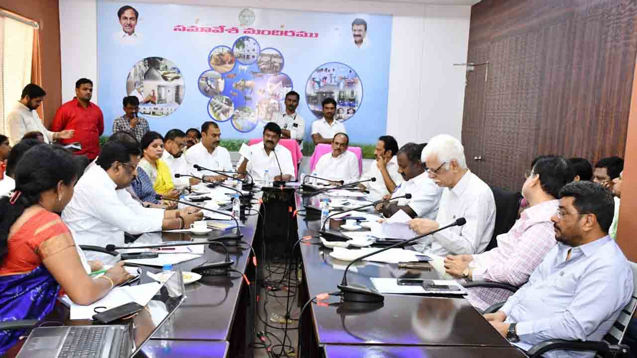 అందులో విద్యార్థుల తల్లిదండ్రులను కూడా భాగస్వాములను చేయాలి : మంత్రి తలసాని