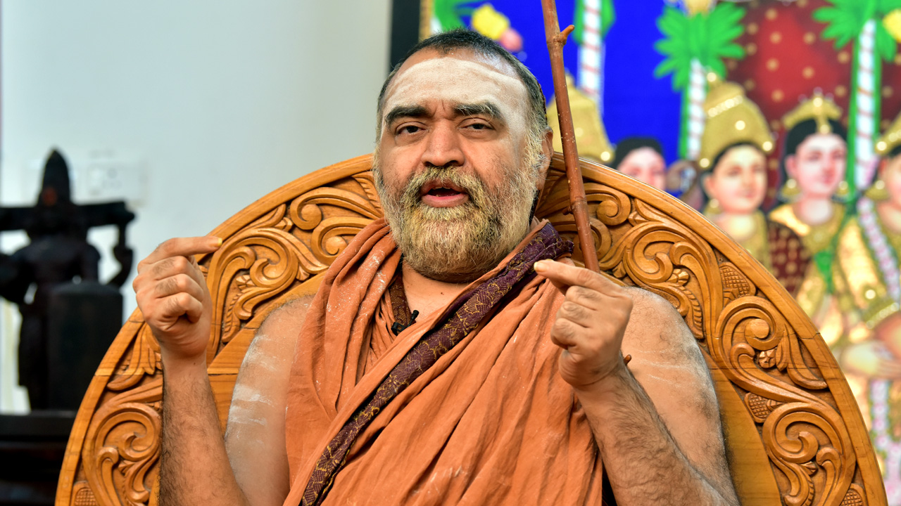 స‌నాత‌న ధ‌ర్మం చెప్పే సందేశ‌మేంటి.. శ్రీవిజయేంద్ర సరస్వతి మహాస్వామి ఏమ‌న్నారు?